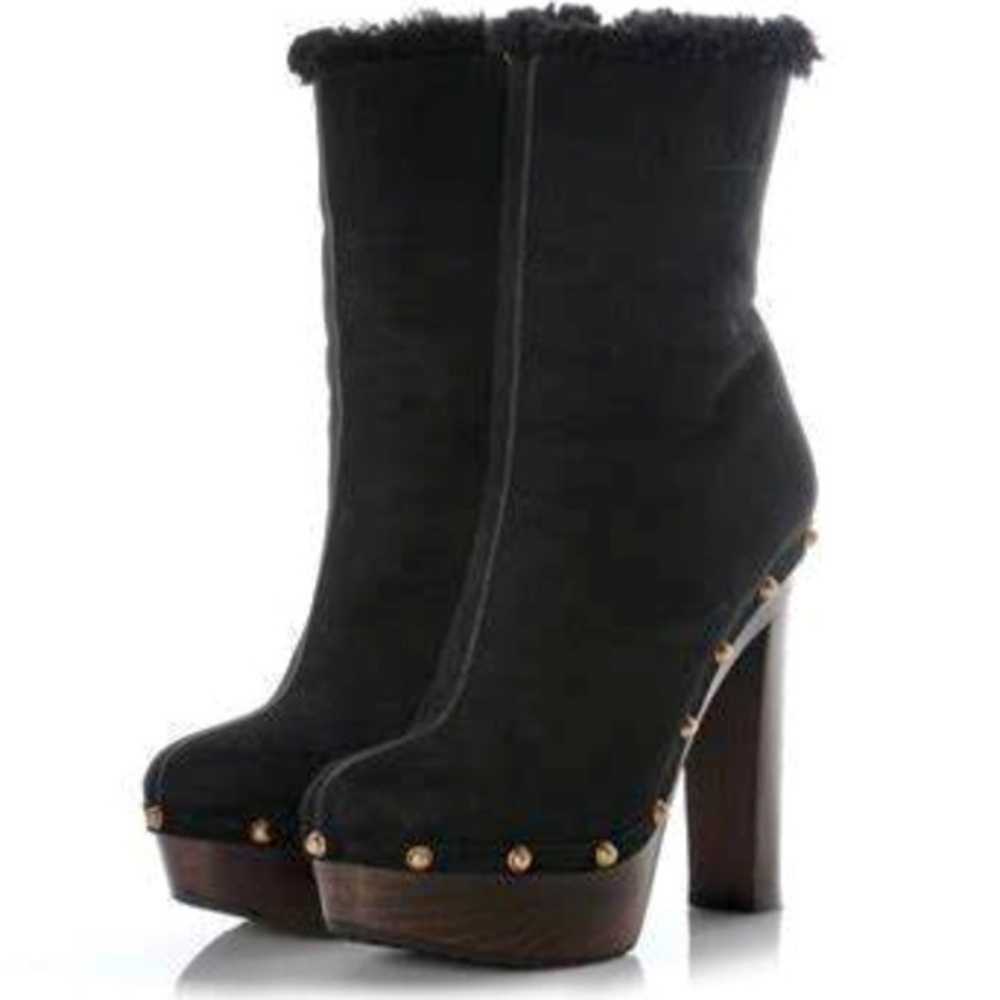 🔥HP🔥💎💯 Authentic Stunning Gucci Boots Size 38.5💎